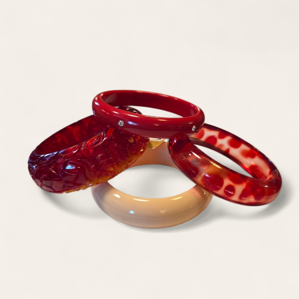 EXTENDED CYBER MONDAY SALE!! Four Bracelet Acrylic Set in Reds and Cream